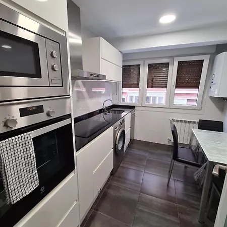 Apartment 124a Moderno 3 By R2r Consulting