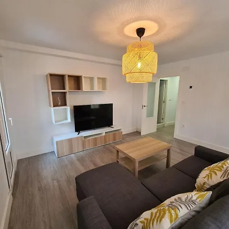 R2r - Moderno 3 - 124a Apartament *